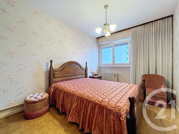 Appartement F4 à vendre  4 pièces - 75,19 m2 SOCHAUX - 25