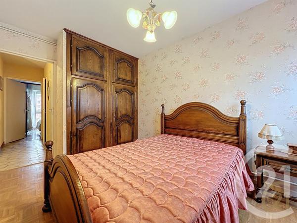 Appartement F4 à vendre  4 pièces - 75,19 m2 SOCHAUX - 25