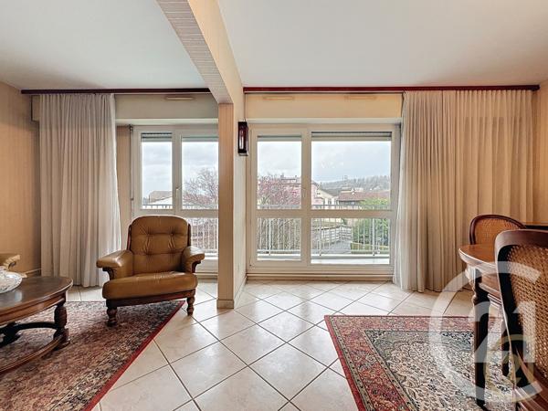 Appartement F4 à vendre  4 pièces - 75,19 m2 SOCHAUX - 25