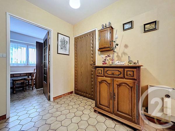 Appartement F4 à vendre  4 pièces - 75,19 m2 SOCHAUX - 25