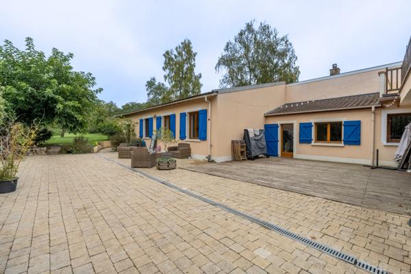 Maison familiale rénovée – 237 m² sur terrain de 1400 m² – Rambouillet, proche parc du Château