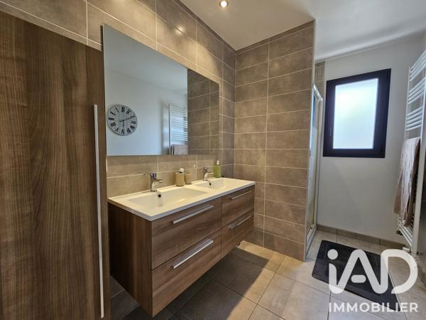 Maison à vendre 8 pièces 167 m² Changé