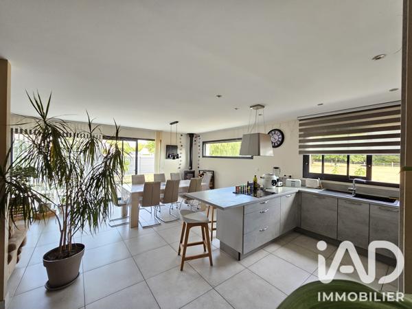 Maison à vendre 8 pièces 167 m² Changé