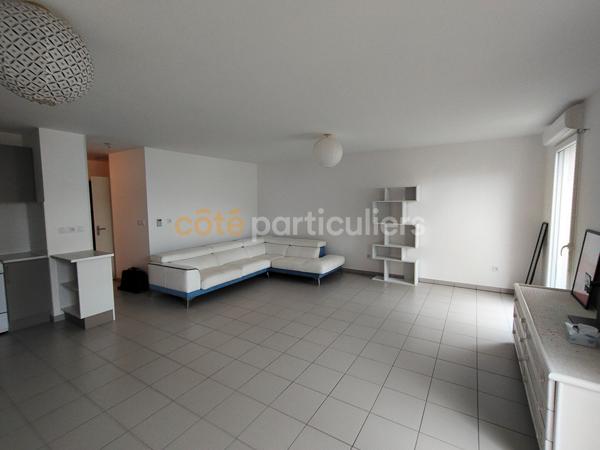 Vente
                Appartement70,33 m² - 3 Pièces -
                    LAGORD (17140)