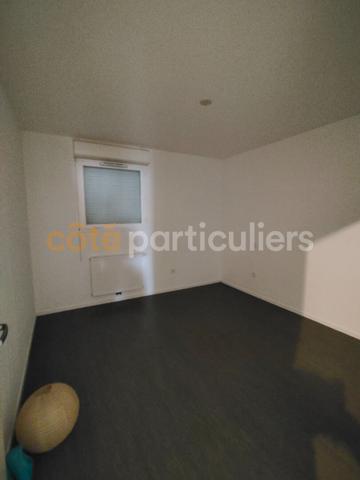 Vente
                Appartement70,33 m² - 3 Pièces -
                    LAGORD (17140)