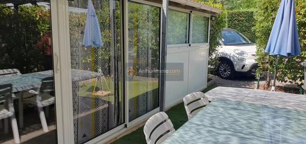 Vente                                                      Terrain
                        
                                         200 m2                     à Fréjus
