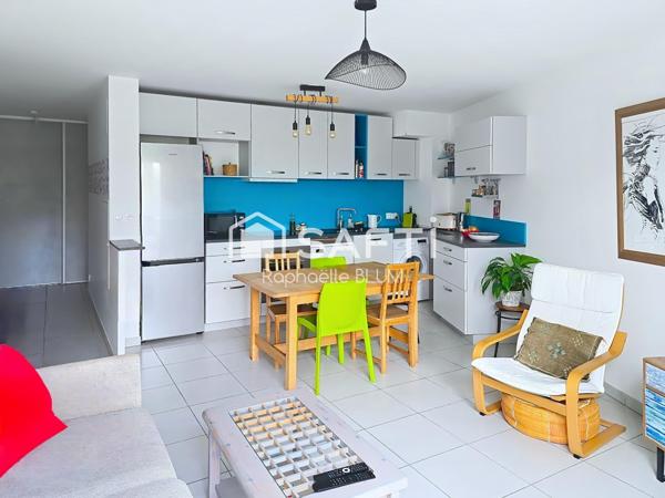 Appartement récent en dernier étage avec terrasses