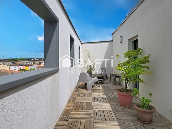 Appartement récent en dernier étage avec terrasses
