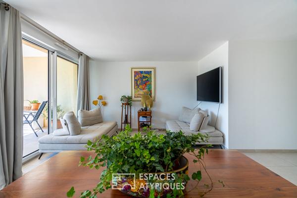 Appartement contemporain avec vue extérieur au calme