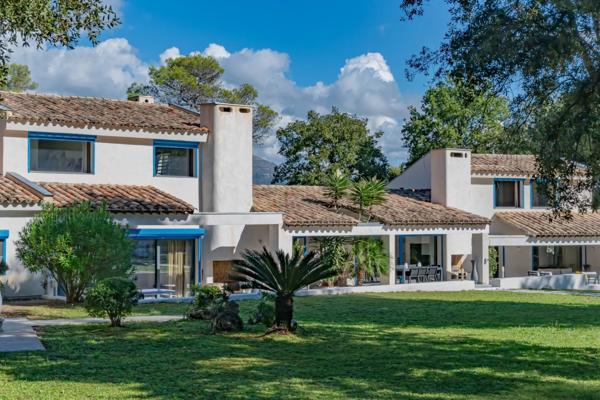Maison à vendre à Valbonne (06560) - Alpes-Maritimes