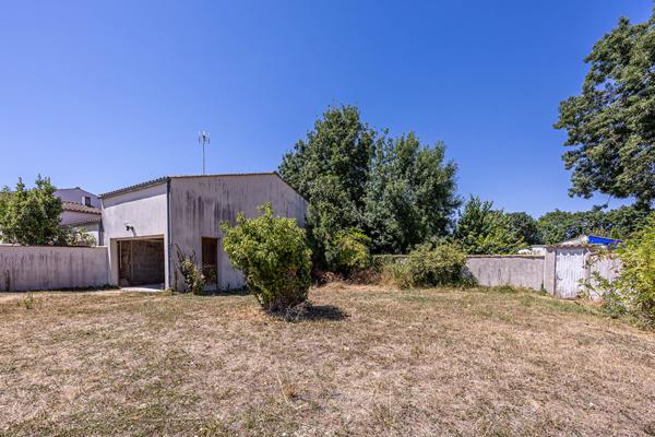 Dépendance à vendre à Périgny - 80 m², terrain 257 m², exposition Sud