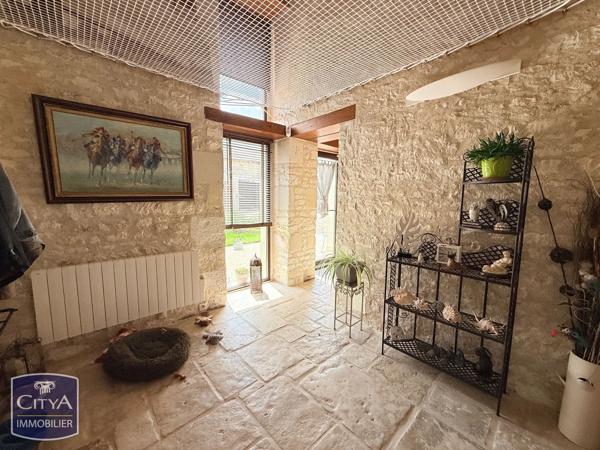 Maison à vendre 5 pièces 125m² La Roche-Rigault (86200)