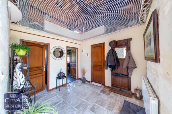 Maison à vendre 5 pièces 125m² La Roche-Rigault (86200)