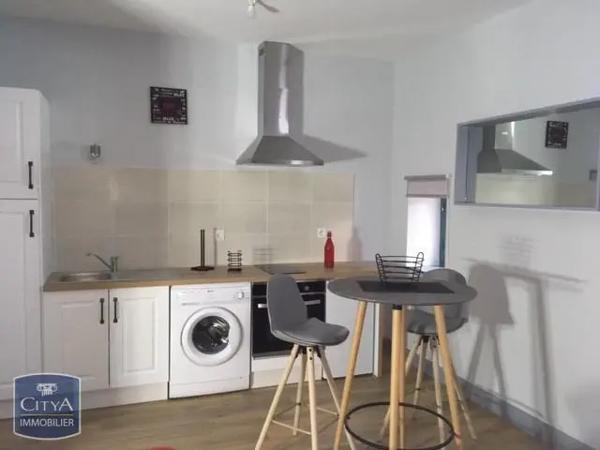 Appartement à louer 2 pièces 48.9m² Carcassonne (11000)