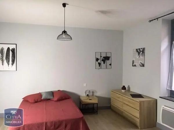 Appartement à louer 2 pièces 48.9m² Carcassonne (11000)