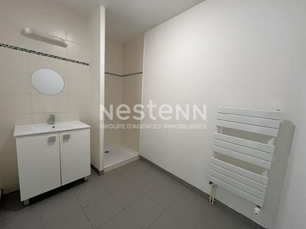 SAINT HERBLAIN, appartement 2 chambres avec balcon et stationnement sécurisé