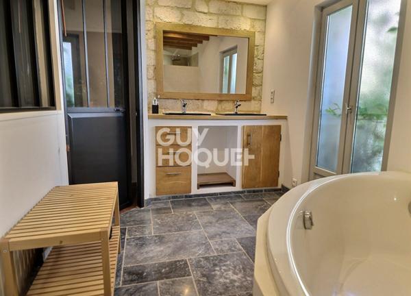 Maison de ville de caractère Montpellier Ouest 156 m2 + garage+ terrasse et jardinet