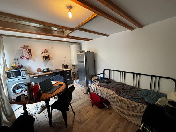 A LOUER - Appartement type 1 meublé centre de Saint Méen Le Grand