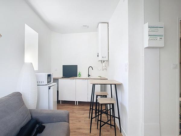 A louer : Appartement meublé en centre-ville de Quimper 1 pièce -12.29 m2