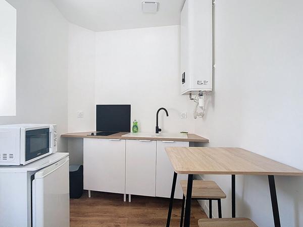 A louer : Appartement meublé en centre-ville de Quimper 1 pièce -12.29 m2