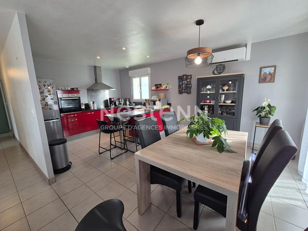 Maison plain pied à vendre à Sulniac  3 chambres en plein bourg