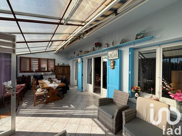 Appartement 5 pièces de 177 m² à Bormes-les-Mimosas (83230)