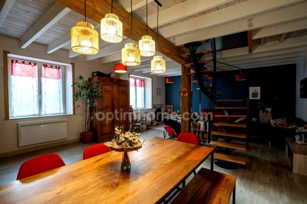 Maison familiale atypique de 153 m² – Jardin clos – Quartier calme et recherché