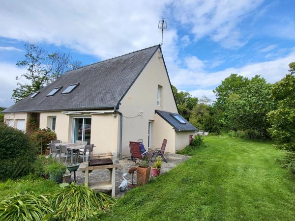 Maison contemporaine à Perros-Guirec, 126 m2, 4 Chambres, jardin !