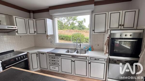 Maison à vendre 6 pièces 145,56 m² Châteauneuf-du-Faou