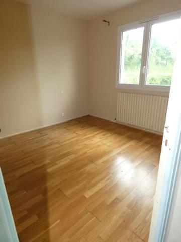 Maison sur les hauteurs de Tulle vue dégagée - au calme