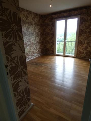 Maison sur les hauteurs de Tulle vue dégagée - au calme