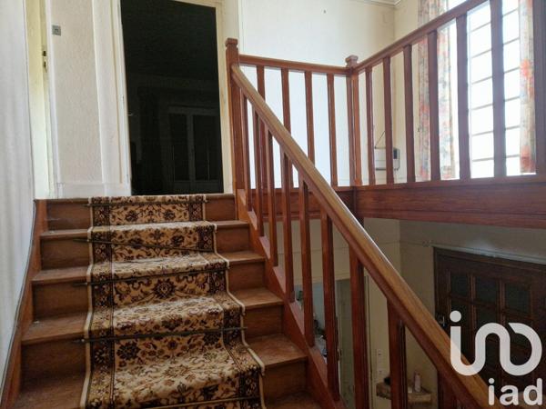 Maison traditionnelle 6 pièces de 200 m² à Bernon (10130)