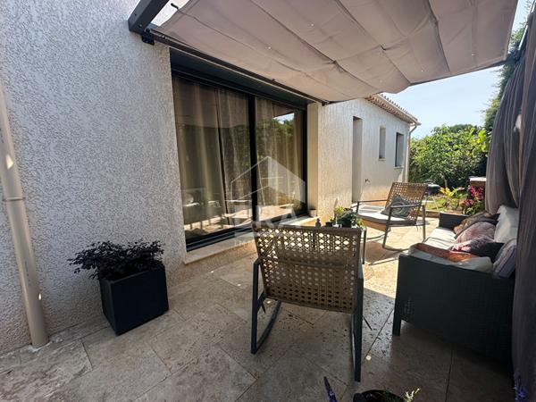 A VENDRE 83910 POURRIERES MAISON PLAIN PIED 98 M² SUR 670 M² DE JARDIN PISCINE