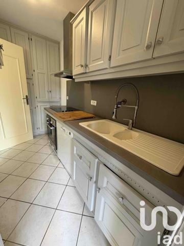 Appartement 3 pièces de 53 m² à Cavalaire-sur-Mer (83240)