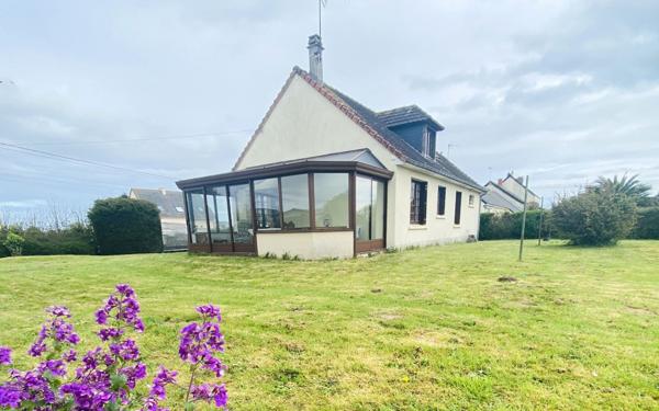 Maison à vendre    4 pièces •  Saint-Vaast-la-Hougue