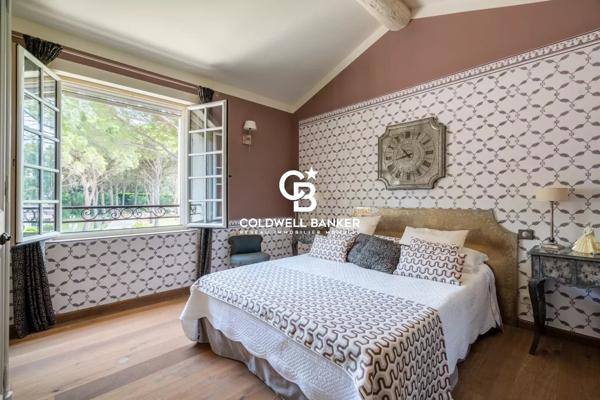 Mas 18 pièces à vendre Arles - 13200 / Réf: 86422837