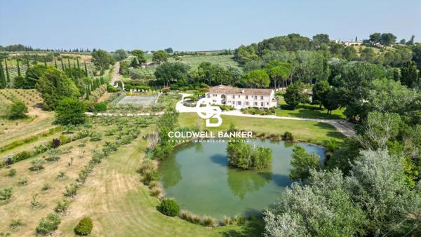 Mas 18 pièces à vendre Arles - 13200 / Réf: 86422837