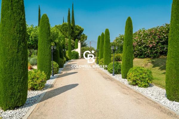 Mas 18 pièces à vendre Arles - 13200 / Réf: 86422837