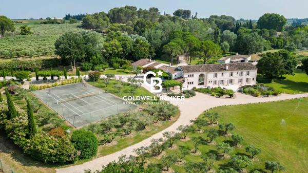 Mas 18 pièces à vendre Arles - 13200 / Réf: 86422837