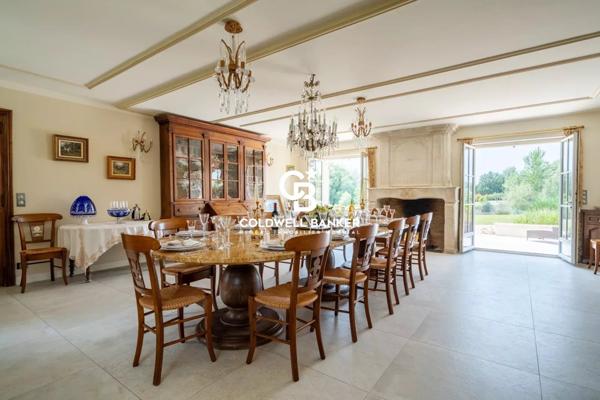 Mas 18 pièces à vendre Arles - 13200 / Réf: 86422837