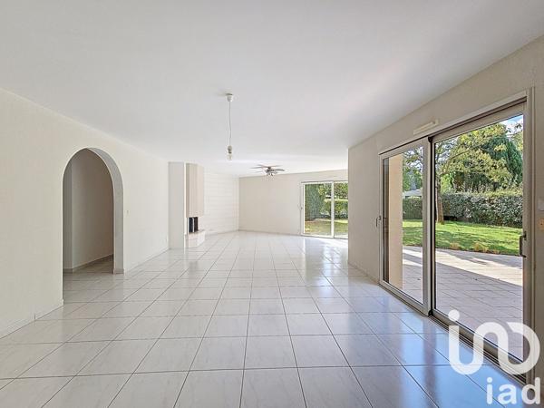 Maison à vendre 9 pièces 197 m² La Mézière