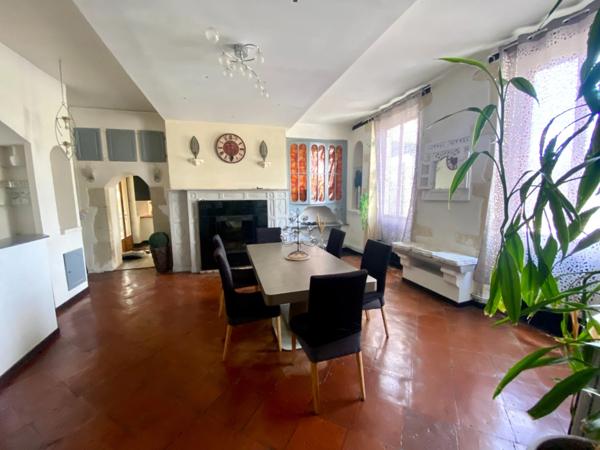 Maison de caractère 10 pièces avec piscine, dépendance et greniers aménageable (idéal gîtes) à SAINT SEVER (40)