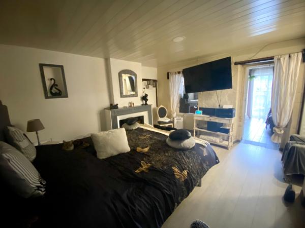 Maison de caractère 10 pièces avec piscine, dépendance et greniers aménageable (idéal gîtes) à SAINT SEVER (40)