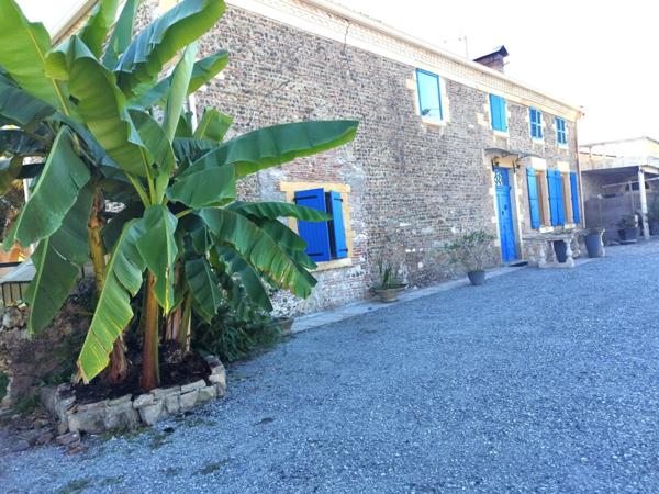 Maison de caractère 10 pièces avec piscine, dépendance et greniers aménageable (idéal gîtes) à SAINT SEVER (40)