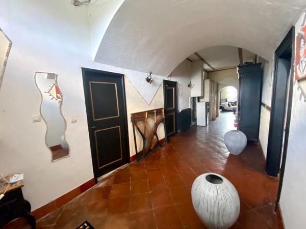 Maison de caractère 10 pièces avec piscine, dépendance et greniers aménageable (idéal gîtes) à SAINT SEVER (40)