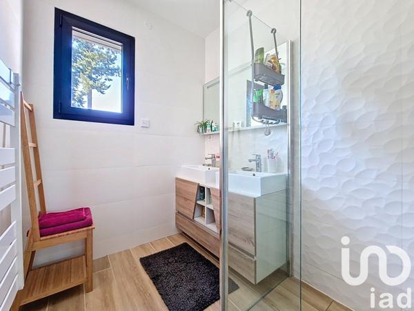 Maison d’architecte 8 pièces de 262 m² à Saint-Fargeau-Ponthierry (77310)