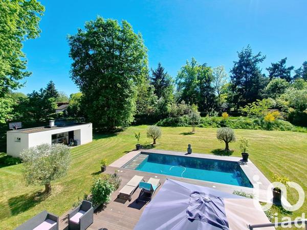Maison d’architecte 8 pièces de 262 m² à Saint-Fargeau-Ponthierry (77310)