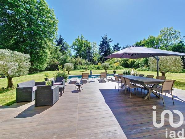 Maison d’architecte 8 pièces de 262 m² à Saint-Fargeau-Ponthierry (77310)