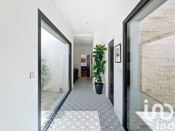 Maison d’architecte 8 pièces de 262 m² à Saint-Fargeau-Ponthierry (77310)