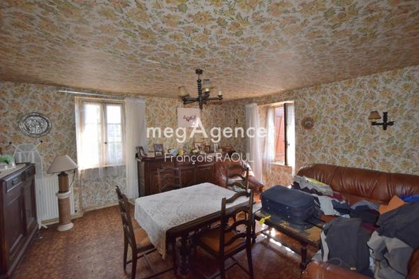 Maison à LADIGNAC-SUR-RONDELLES, 19150 - 6 pièces 70m²